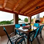 House Gabriela