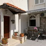Apartment Tonka - Two Bedroom Apartment With Partial Sea View