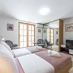 Sunshine Place Apartments