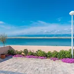 Luxury Apartments - La Vir 1 & 2